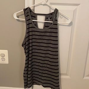 Women’s tank small